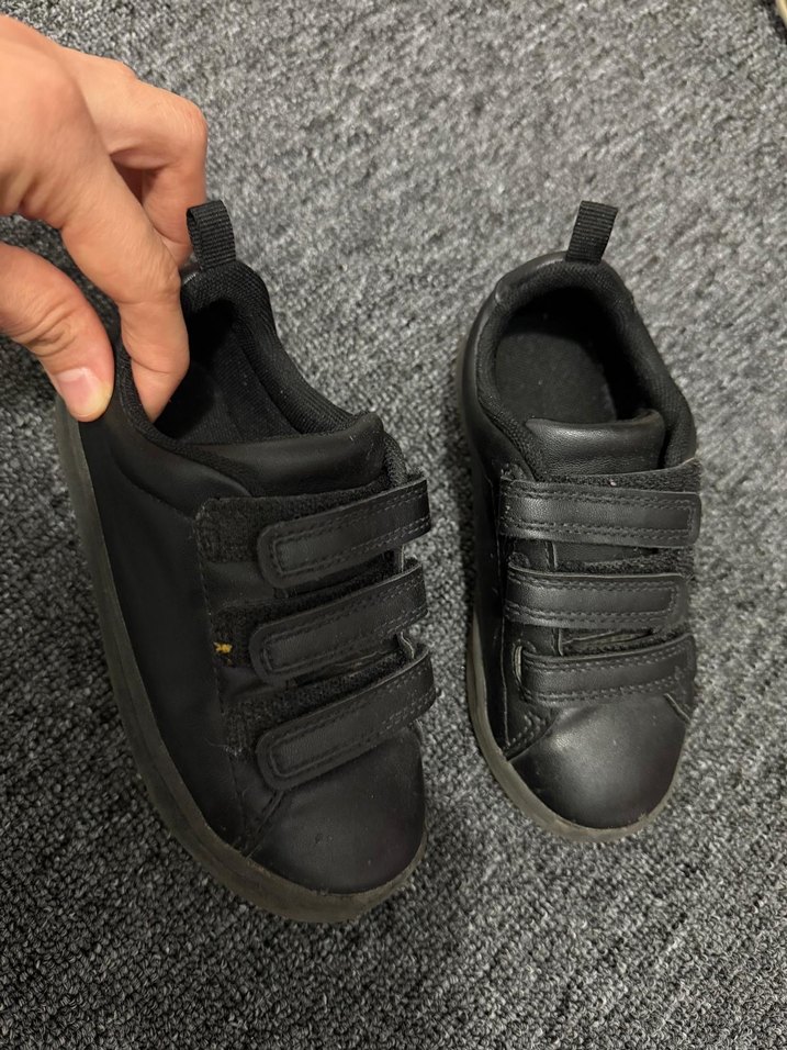 Erkek Çocuk Siyah Cırt Cırtlı Spor Ayakkabı - Görsel 2