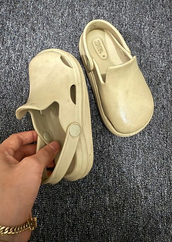 Bej erkek Çocuk zara Terlik - Görsel 3