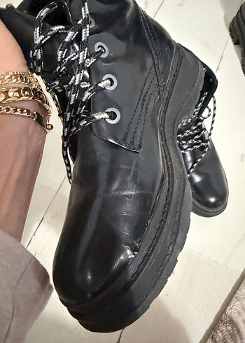 Siyah Rugan Bağcıklı Stiletto Topuklu Bot - Görsel 4