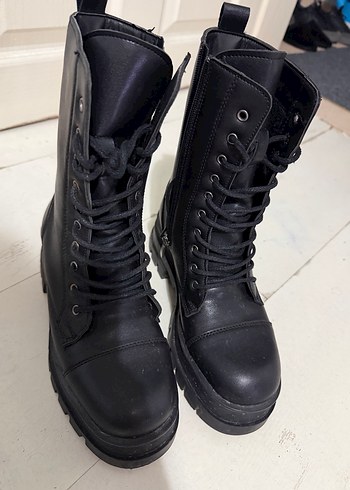 Siyah Deri Platform Topuklu Goth Botlar - Görsel 3