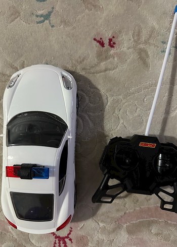Beyaz Uzaktan Kumandalı Oyuncak polis Araba