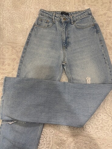 32 Beden Trendyolmilla Yırtık Jean
