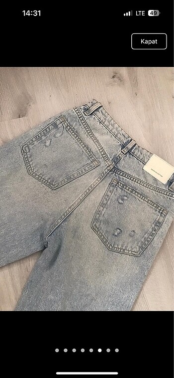 36 Beden mavi Renk BERSHKA YIRTIK JEAN