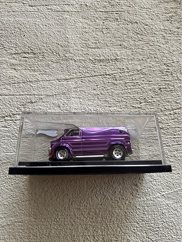 Hotwheels RLC Dodge Tradesman