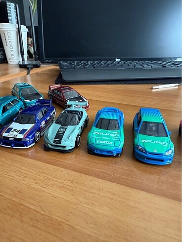 Hotwheels 9 Adet