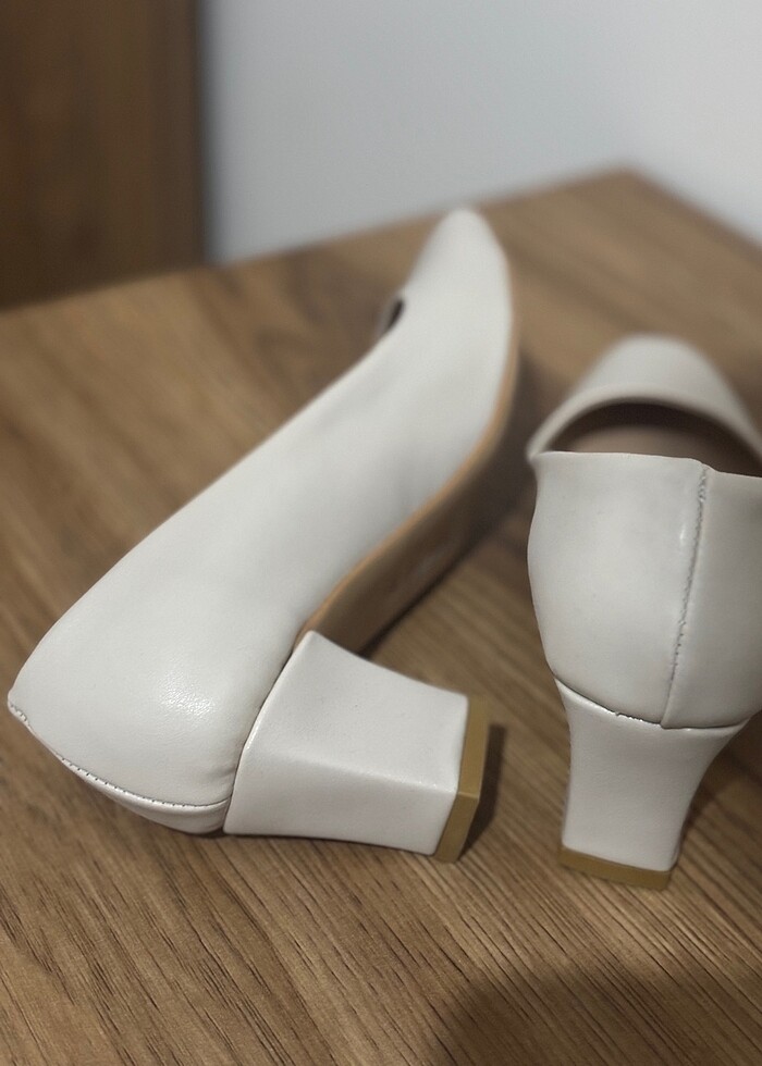 Kısa topuklu Rahat Ayakkabı - Görsel 3