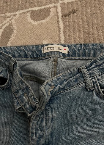 Düğmeli Gri Rahat Kesim Kadın Kot Pantolon