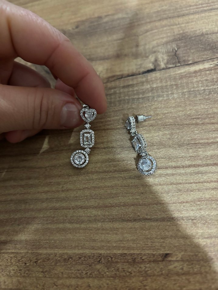 Vintage Zincir Detaylı Midi Küpe - Görsel 2