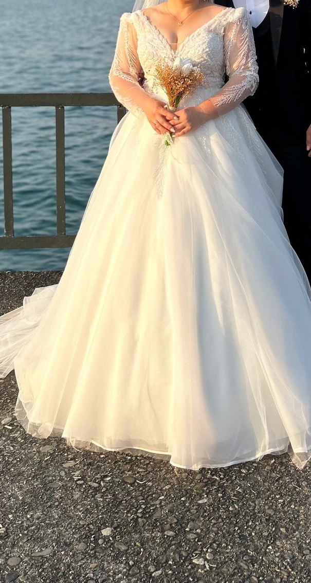 Uzun Kollu V Yaka A Kesim Gelinlik - Görsel 2