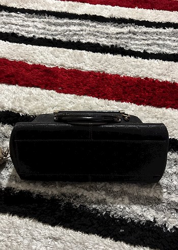 Klasik Siyah Deri Kadın Çanta - Görsel 5