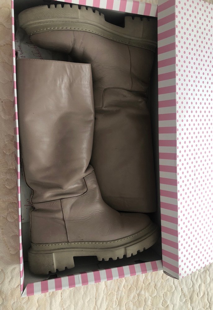 Bej rengi nde uzun bot - Görsel 2