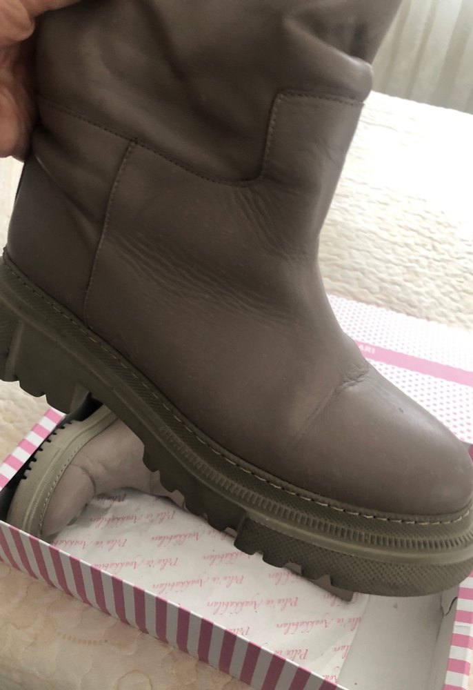 Bej rengi nde uzun bot - Görsel 5