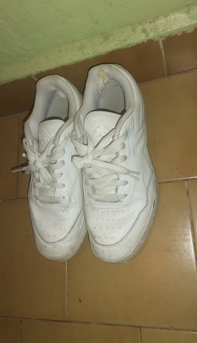 Beyaz Minimalist Kadın Spor Ayakkabı - Görsel 2