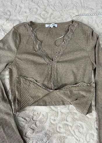 V Yaka Nakışlı Bej Kadın Triko Kazak - Görsel 2