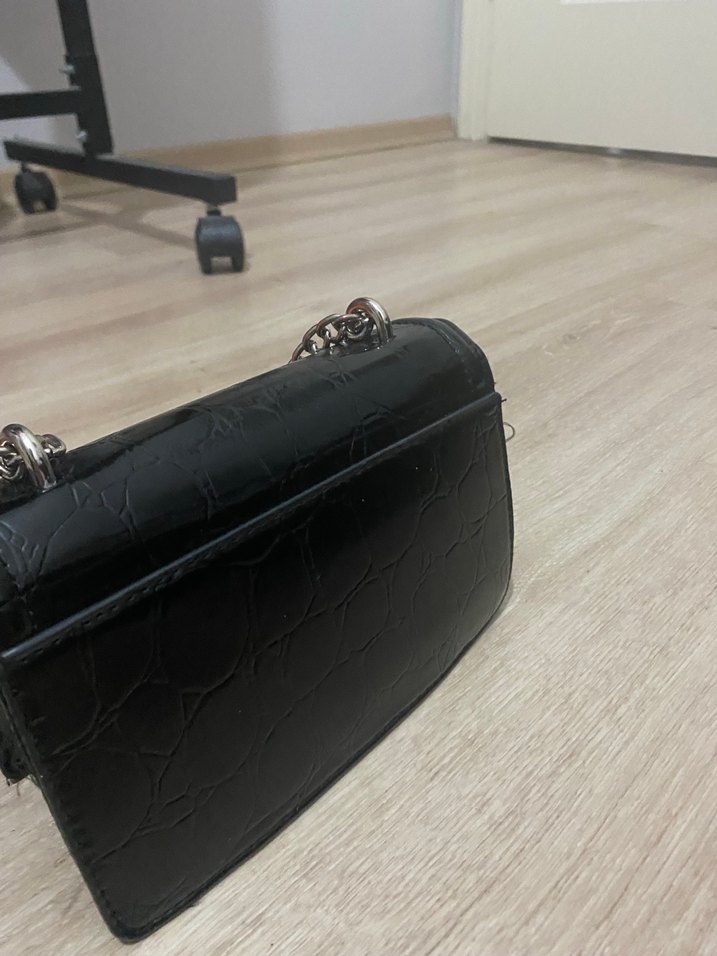 Stradivarius Siyah Deri Kadın Çanta - Görsel 5