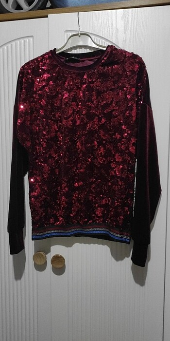 Pullu sweatshirt 