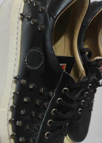 Perçinli Deri Rock Punk Kadın Spor Ayakkabı - Görsel 6