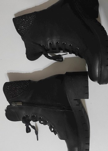 Siyah Nakışlı Deri Gotik Yüksek Topuklu Bot - Görsel 4