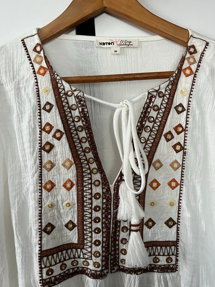 Püsküllü Nakışlı Bohem Kadın Bluz - Görsel 2