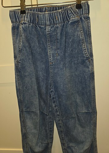 erkek çocuk Mavi Denim Bol Kesim Kemerli Pantolon - Görsel 2