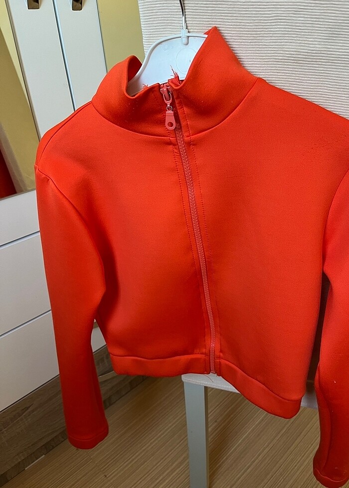 Crop hırka - Görsel 3