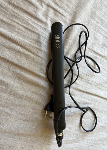 Siyah Saç Düzleştirici - Görsel 2