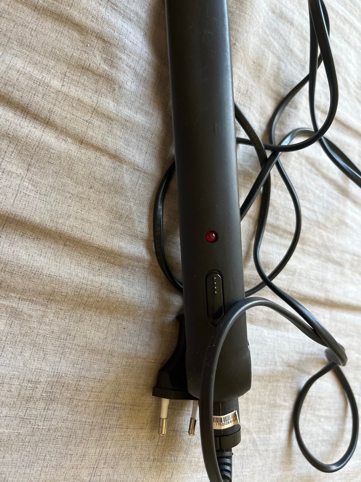 Siyah Saç Düzleştirici - Görsel 3