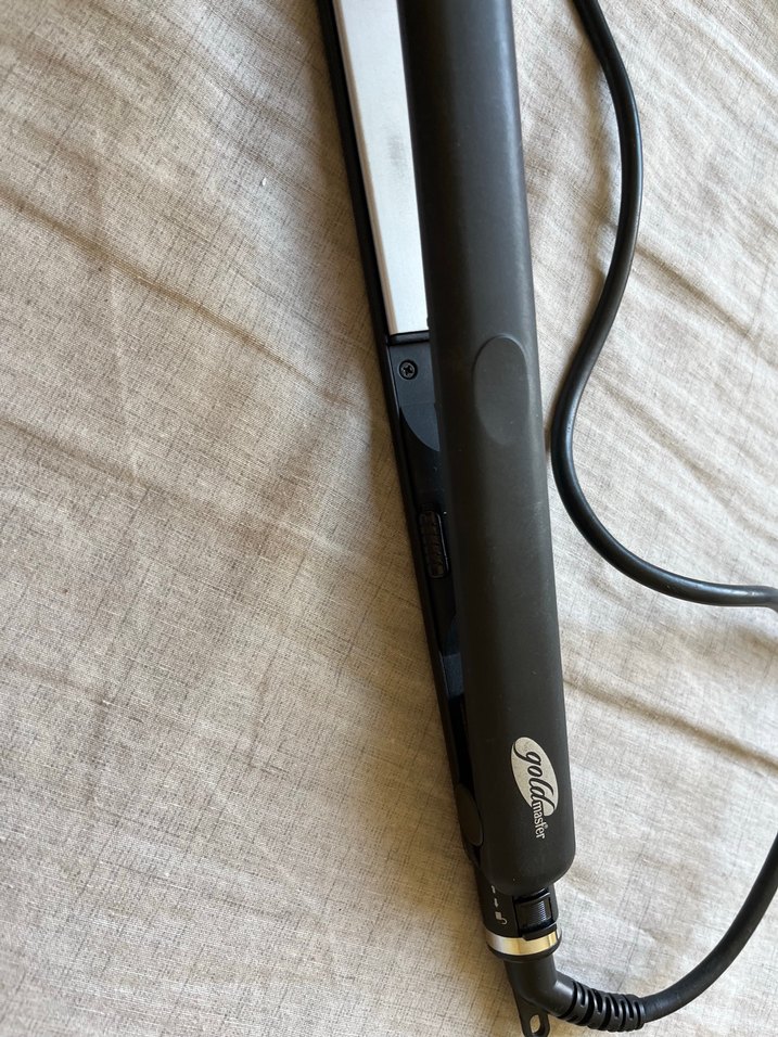 Gold Master Saç Düzleştirici Siyah - Görsel 3