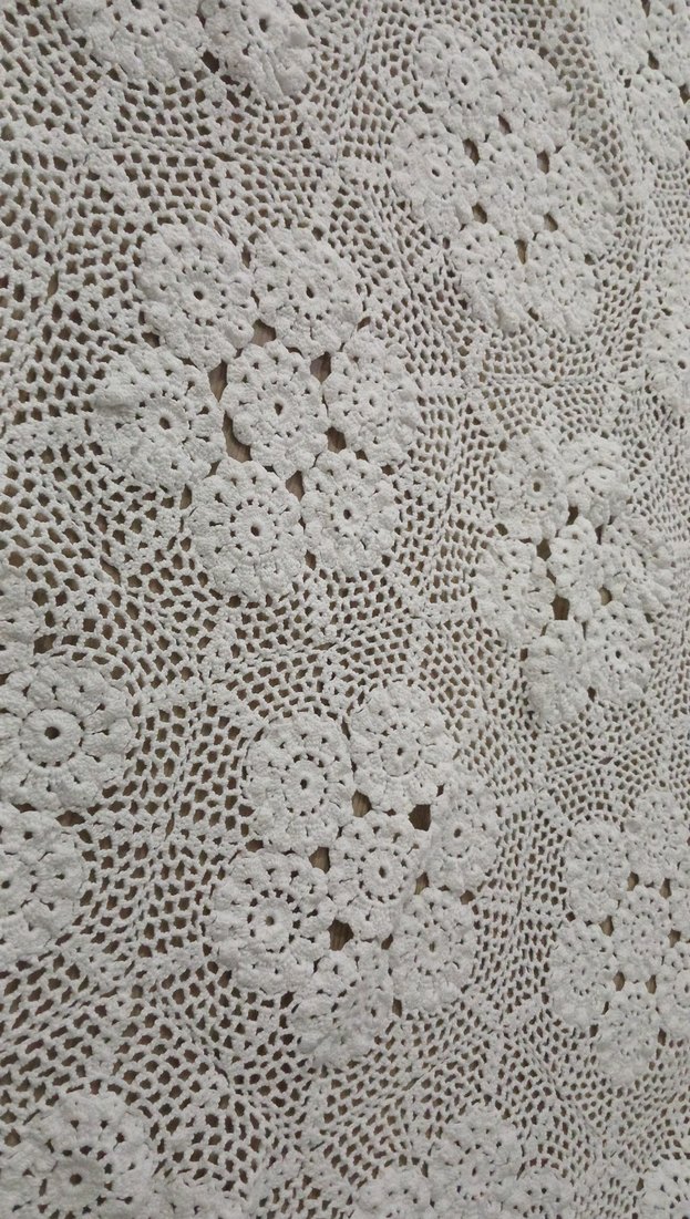 El İşlemesi Beyaz Dantel Masa Örtüsü - Görsel 2