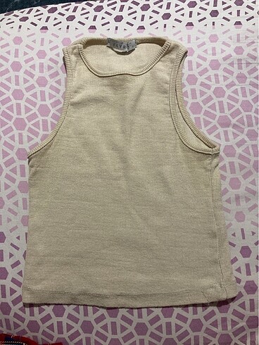 Crop krem rengi