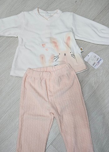 Bebek Kız Örgü Takım Uzun Kollu