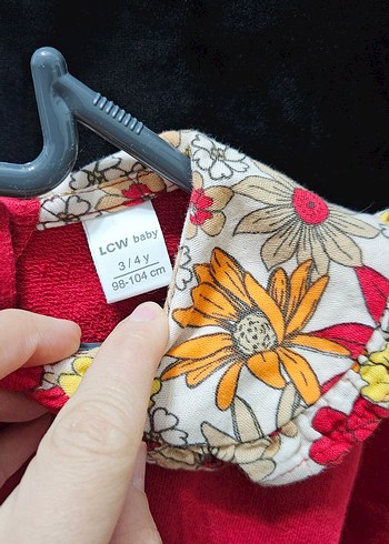 LC Waikiki Uzun Kollu Kırmızı Volanlı Bohem Elbise