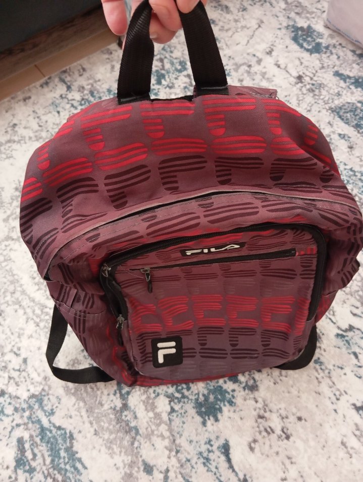 Kırmızı Desenli Sırt Çantası veMavi Desenli Sırt Çantası - Görsel 2