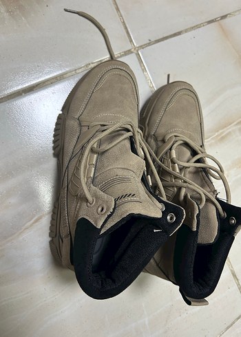 Bej Minimalist Erkek Bağcıklı kışlık Bot Ayakkabı - Görsel 2