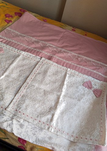 Çeyizlik Nakışlı Pembe Pike Takımı - Görsel 2