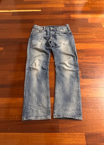 Levis 34