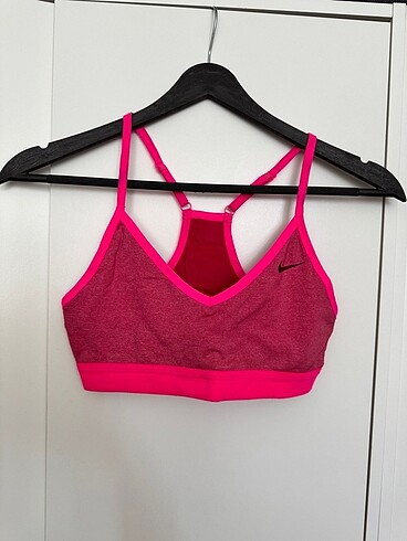 Nike İçi pedli spor südyen