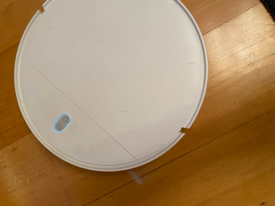 Beyaz Akıllı Robot Süpürge - Görsel 3