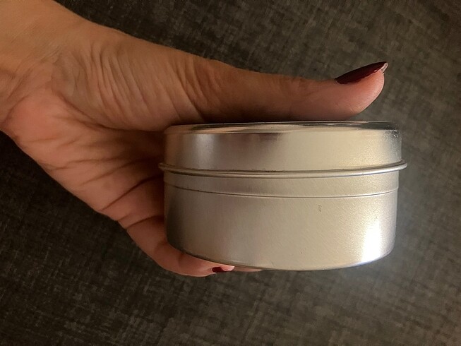 Beden Yade aromatik mum- kahveli- Hiç kullanılmadı.