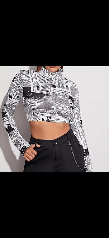 GAZETE DETAYLI UZUN KOLLU CROP