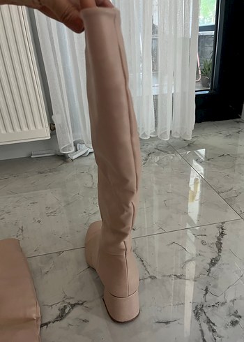 38 Beden ten rengi Renk Bej Deri Kadın Çizme