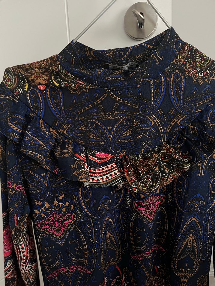 Uzun Kollu, Fırfırlı Bohem Desenli Elbise - Görsel 2