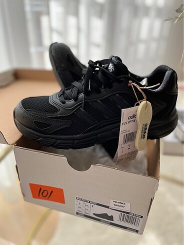 40 Beden siyah Renk Adidas Ayakkabı