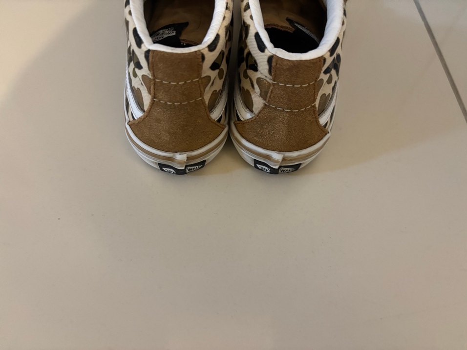 Kahverengi Leopar Desenli Kız Çocuk Spor Ayakkabı - Görsel 4