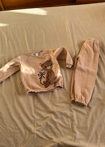 Kahverengi Leopar Desenli Bebek Kız Takımı 3-4 yas - Görsel 2