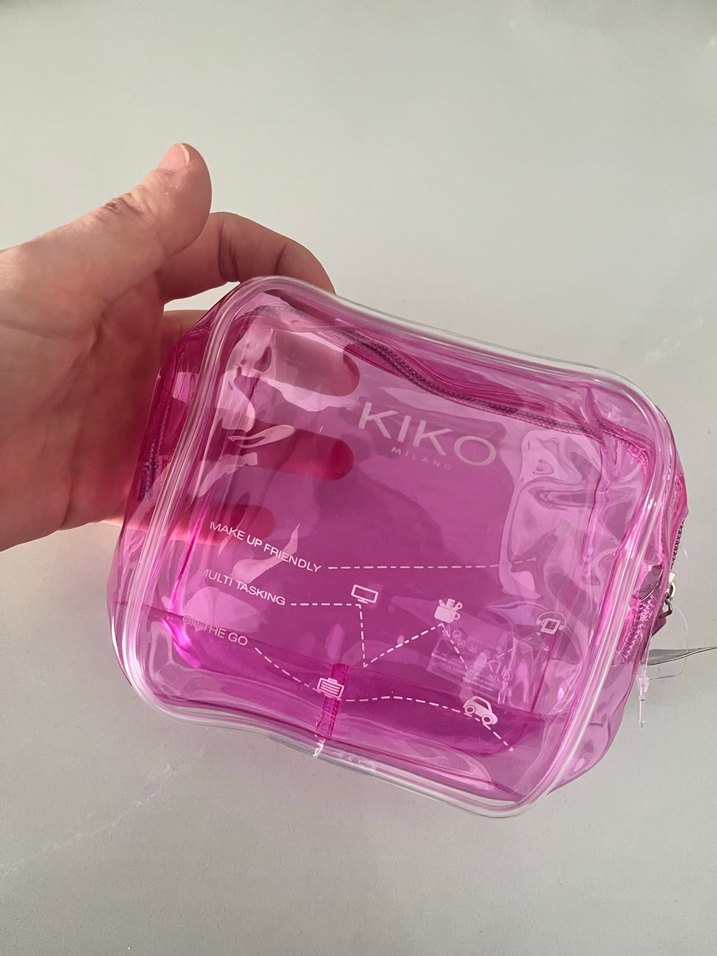 KIKO Pembe Parlak Kadın Makyaj Çantası - Görsel 3