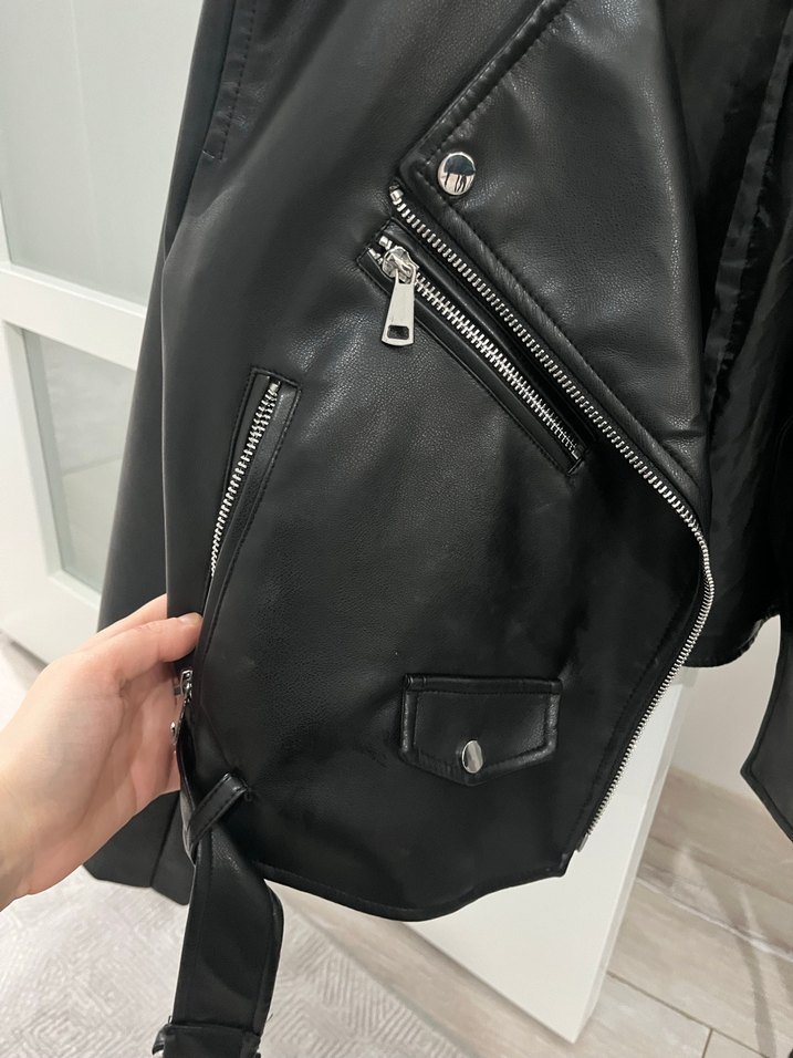 Stradivarius iyah Biker Deri Kadın Ceket - Görsel 4