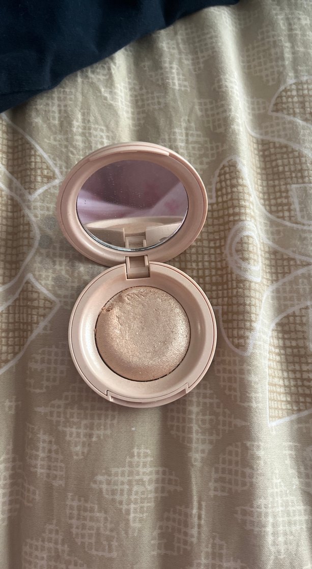 Rare Beauty highliter - Görsel 2