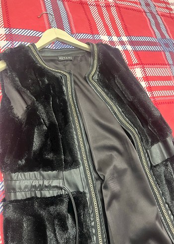 Siyah Kürklü Deri Kadın Yelek - Görsel 4