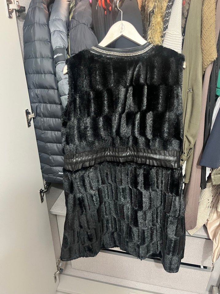 Siyah Kürklü Deri Kadın Yelek - Görsel 2